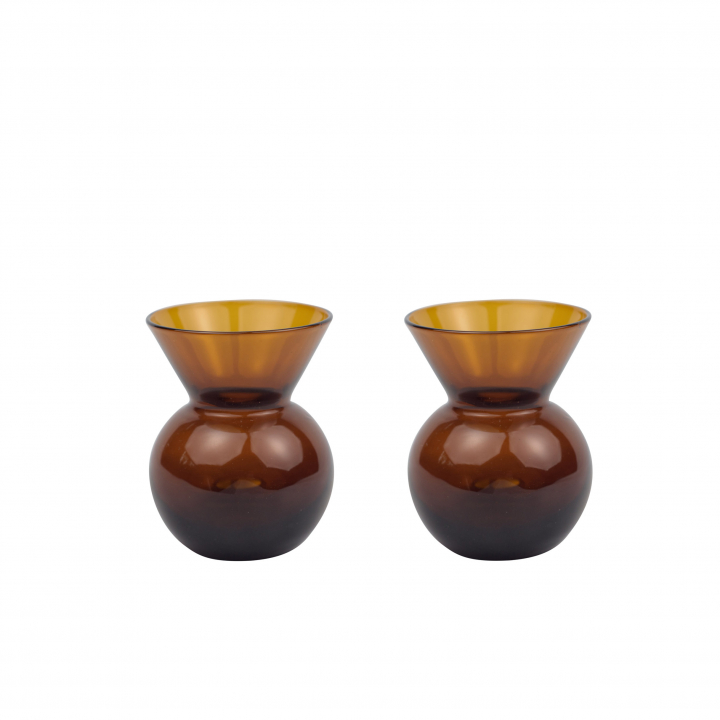 2-pack of small glass vases in dark amber colour in the group SHOP / OTHER PRODUCTS at Månses Design (1751C)