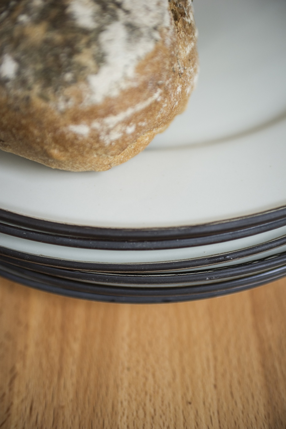 Side plate Ovanåker brown line